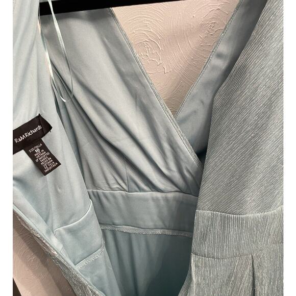 R&M Richards Long Crinkle Pleated Sleeveless Dress Rhinestone Waistband 10 Green - Picture 7 of 10